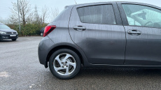 Toyota Yaris 1.5 Hybrid Icon 5dr CVT Hybrid Hatchback